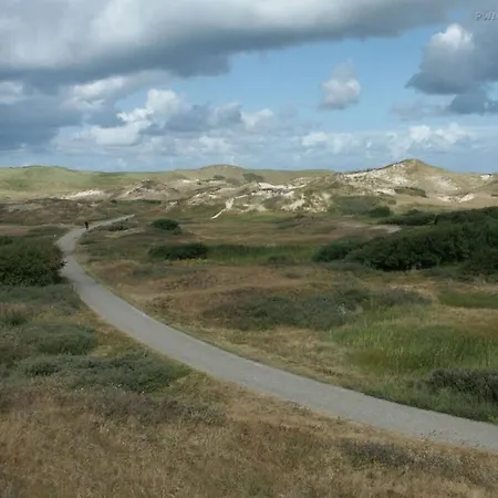 House Number 3 Comfortable Holiday home Egmond aan Zee
